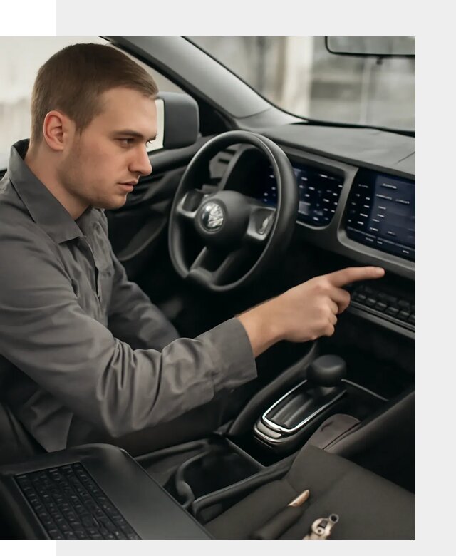 Русификация автомобиля Nissan N7 под ключ в Арзамасе официально